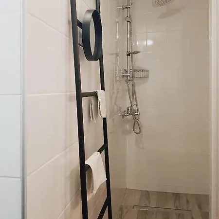 Loui Navarinou Comfy Apartment Thessaloniki